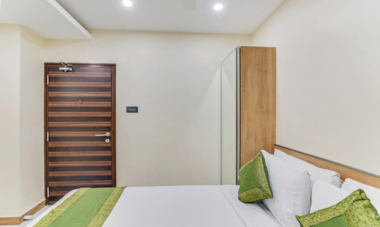 Treebo The Pearl Hotel Chennai Exterior photo